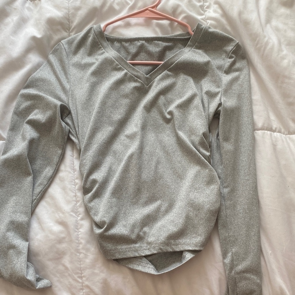 SHEIN Light Gray V-Neck Long Sleeve Top